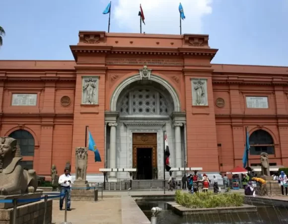 "Top 1 Cairo Day Tour: Discover the Egyptian Museum, Citadel & Old Cairo"