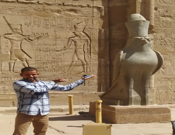 1 Amazing Aswan Day Trip: Explore Kom Ombo & Edfu Temples in One Journey