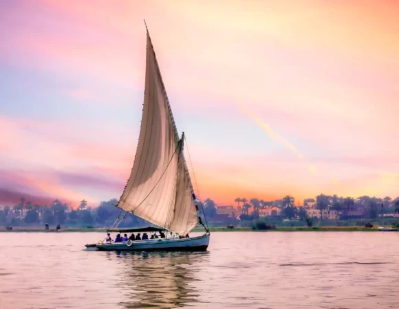“1 Luxor Felucca Ride: Short Nile Boat Trip”