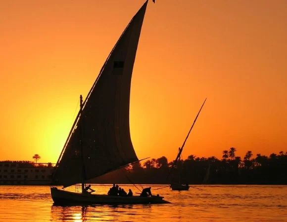 “Top 1 Luxor Day Tour: Private Felucca Ride & Banana Island with Lunch Experience”
